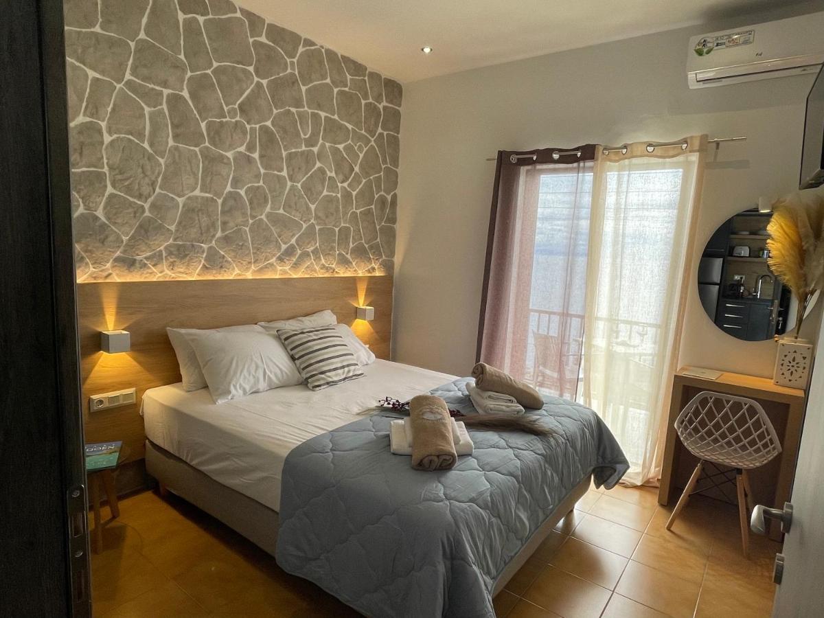 Vladimiros Apartments برباتي المظهر الخارجي الصورة